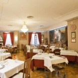 Moderno Dentro
