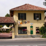 Giallo Milano Exterior
