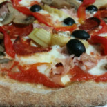 Vincy Pizza food