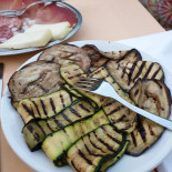 Villa Ugolini Comida