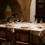 La Signora In Rosso food