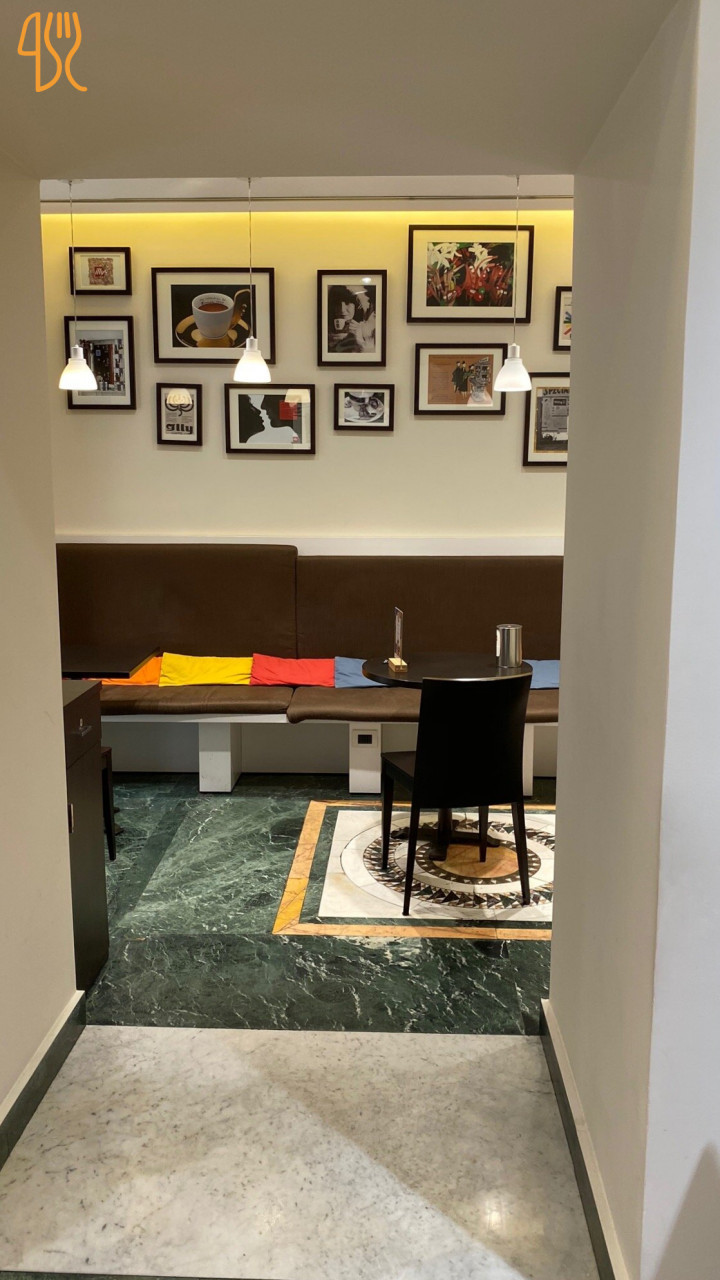 Espressamente Illy À l'intérieur