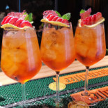 Vizio Drink More Comida