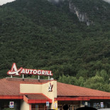 Autogrill Campiolo Ovest outside