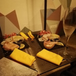 Buca 10 Comida