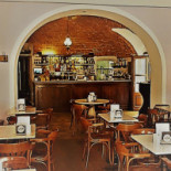 Caffe Roma inside