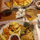 Rooster House Comida