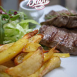 Baba Pub Pizzeria Steakhouse Nourriture