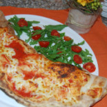 Pizzeria Monreal food
