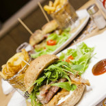 Mystic Burger Comida