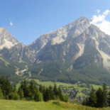 Rifugio Larin outside