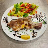 Trattoria Queen's Dentro