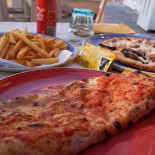 Tigabelas, Pizzeria E Innen