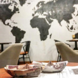 Ash Cafe' Dentro