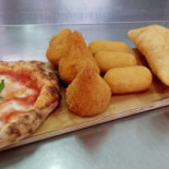 Moris Pizza E Panuozzo Comida