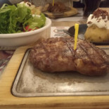 Roadhouse Grill Dentro