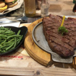 Roadhouse Grill Dentro