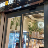 Mr. Time Milano Exterior