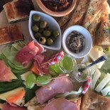 Alvirò Comida