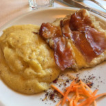 Ai Lares food