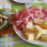 Rifugio Eimblatribm Comida