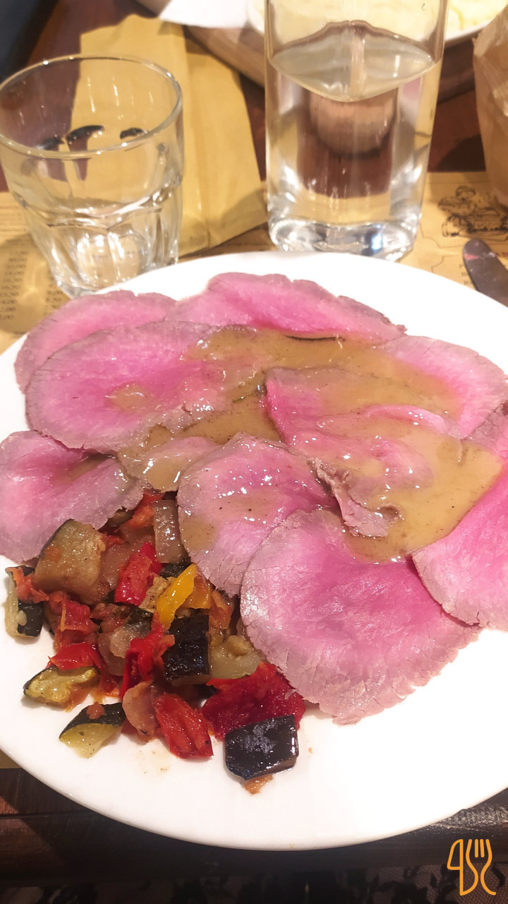 La Salsamenteria Comida