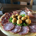 Il Cascinale Rosso food