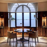 Oro À l'intérieur