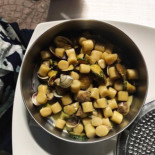 Borchiotto Nourriture