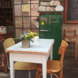 Peppa Bistrot inside