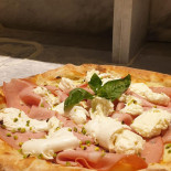 Bar-ristorante-pizzeria Amici Miei food