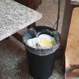 Poldo West Comida