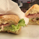 Inside Comida