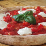 L'angolo Della Pizza food