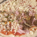 Gogo Pizza food