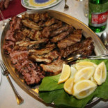 Hosteria Menelao food
