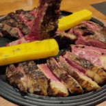 Bronza Cuerta Pub Grill À l'intérieur
