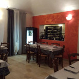 Pizzeria Da Antonio inside