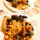 Vita Nova Pizzeria food