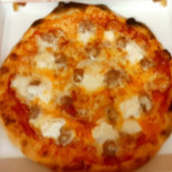 Pizza Dal Capitano food