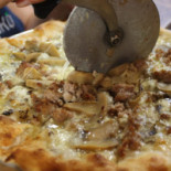 Basiliko Pizzeria food