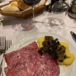 Leon D' Oro Comida