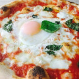 Pizzeria Da Vincenzo Di Iovine Gennaro Carmela Comida