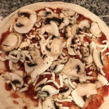 Pizzeria Taurus food