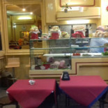 Cinque Vie Inside