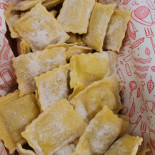 Mani In Pasta food