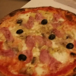 L’angolo Della Pizza Comida