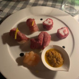 La Signora In Rosso food