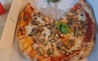 Pizzeria Antica Italia food