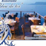 Bleu De Toi inside